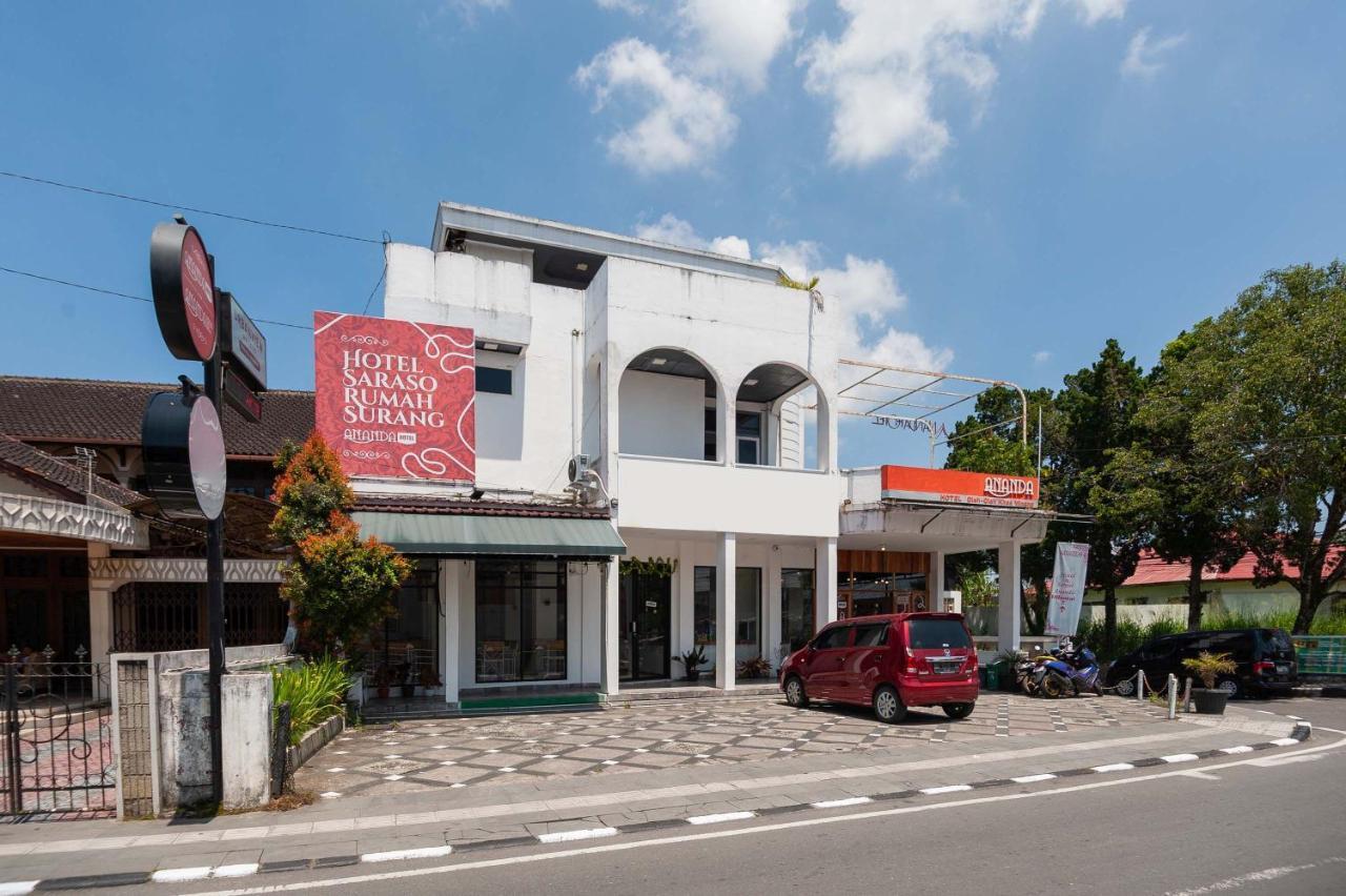 Urbanview Hotel Ananda Syariah By Reddoorz Bukittinggi Exterior photo